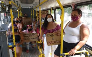 Read more about the article Ato contra falta de acessibilidade nos ônibus de Salvador é realizado pelo Movimento Vai Ter Gorda
